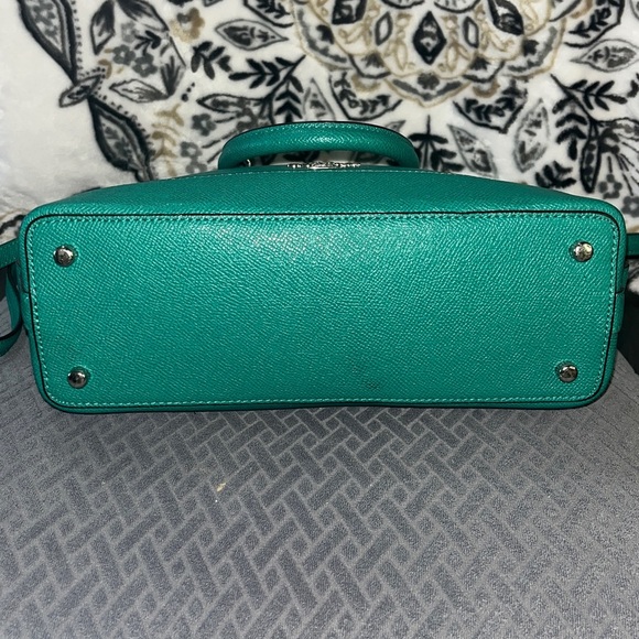 FINAL Coach New York Green Leather Dome Satchel, Silvertone Hardware, with Strap - Picture 8 of 16